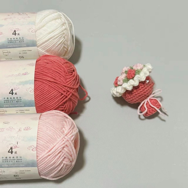 Mini kukičani buket – set materijala za DIY, privjesak buketa, ručna izrada