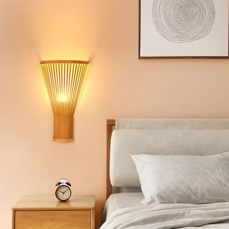 Polovna zidna lampa s abažurom od bambusa za hodnik, dnevni boravak i spavaću sobu, pogodna za tea room i hotel/guesthouse.