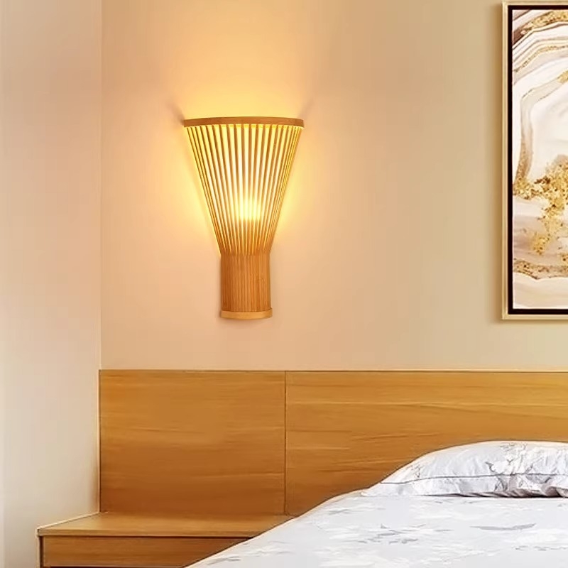 Polovna zidna lampa s abažurom od bambusa za hodnik, dnevni boravak i spavaću sobu, pogodna za tea room i hotel/guesthouse.