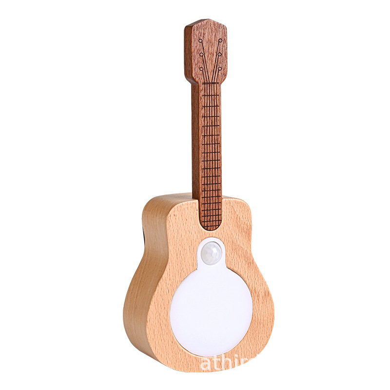 Gitara-oblika zidne lampe od masivnog drveta sa senzorom pokreta, punjiva magnetska ugradnja, dekorativni dodatak, noćna lampica.