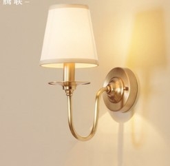 Stenska lampa od čiste bakra, američki stil, nordijski utjecaj, pogodna za hodnik, balkon, spavaću sobu, dnevnu sobu i hotelske sobe.