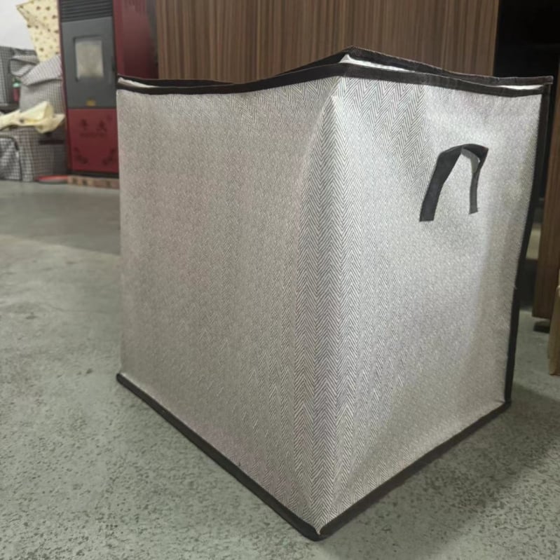 Torba za pohranu deke, netkani materijal, velika kapaciteta, kubni oblik, uzorak strelica, za spavaću sobu i preseljenje