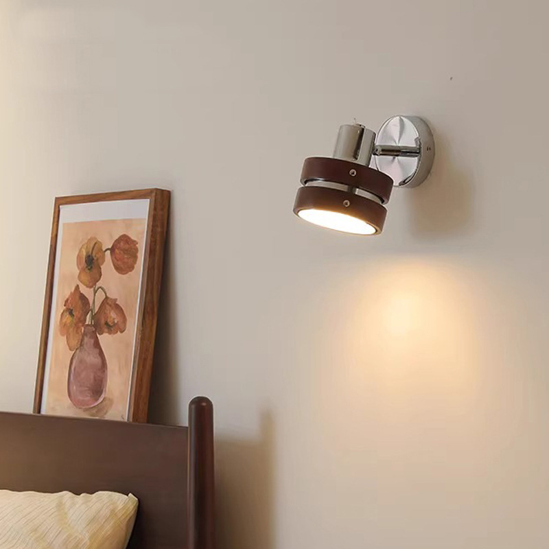 Nova francuska retro zidna lampa s drvenim sjenilom za spavaću sobu, dnevnu sobu i hodnik