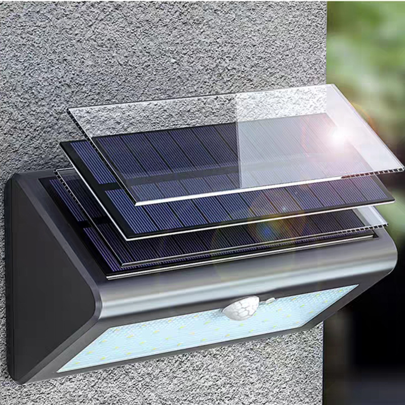Solarna LED zidna lampa sa senzorom pokreta za vanjski vrt i hodnik – energetski štedljiva