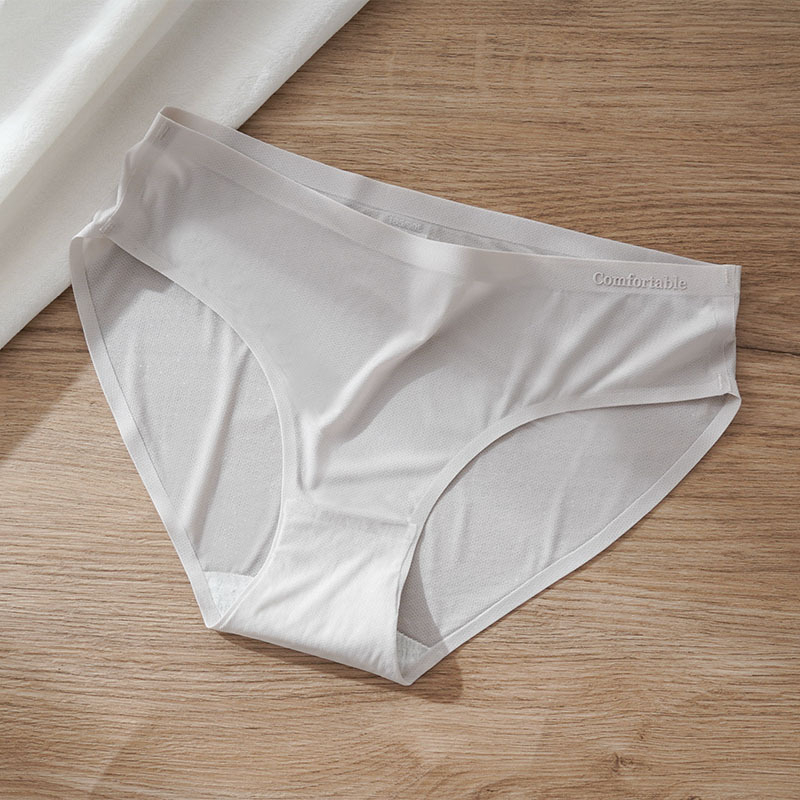 Ženske gaćice Ice Silk, antibakterijske, prozračne, s pamukom u području prepona, bezšivne, srednje visine struka, bikini stil