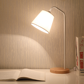 Stolna lampa za spavaću sobu od masivnog drveta s bambusom, američki stil, postmodernistička minimalistička lampica za stol i studij, europska atmosfera