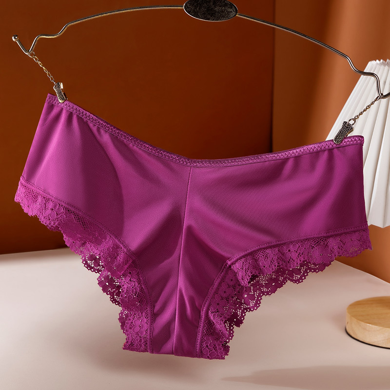 Ženske gaćice od ice silk, bezšivne, niskog struka, s čipkastim rubom