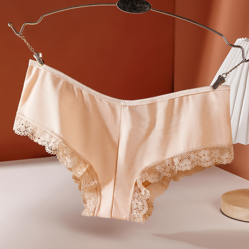 Ženske gaćice od ice silk, bezšivne, niskog struka, s čipkastim rubom
