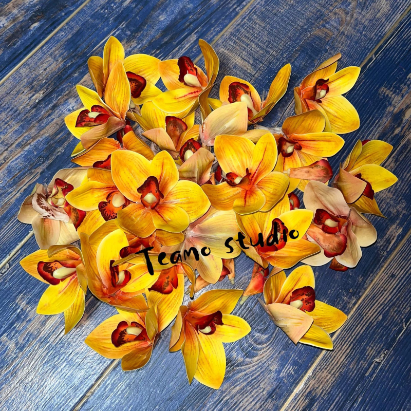 3D ispisano umjetno cvijeće: glave Phalaenopsis orhideje i magnolije za svadbene pakiranje darova
