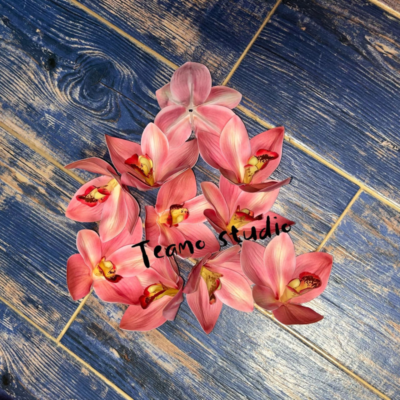 3D ispisano umjetno cvijeće: glave Phalaenopsis orhideje i magnolije za svadbene pakiranje darova