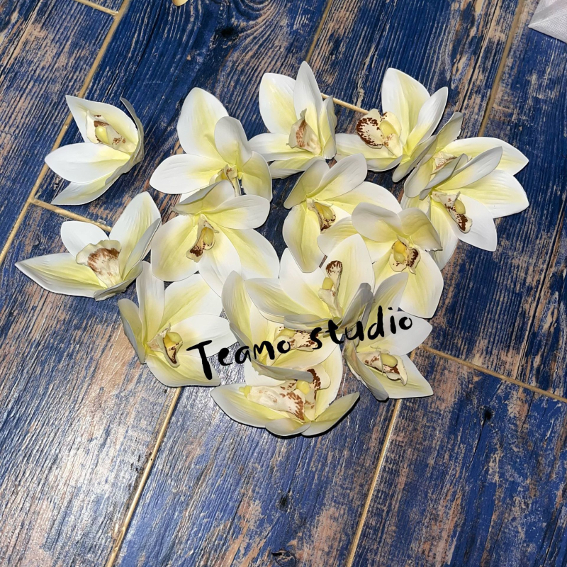 3D ispisano umjetno cvijeće: glave Phalaenopsis orhideje i magnolije za svadbene pakiranje darova