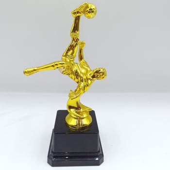 Plastična nogometna trofeja, školski suvenir, dar za navijače, kreativni dizajn