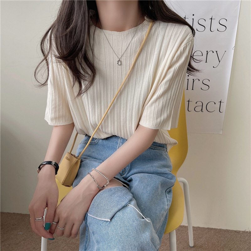 Γυναικείο T‑shirt από ice silk πλεκτό, κοντό μανίκι, στρογγυλός λαιμός, στενή γραμμή, μονόχρωμο, καλοκαιρινό casual τοπ