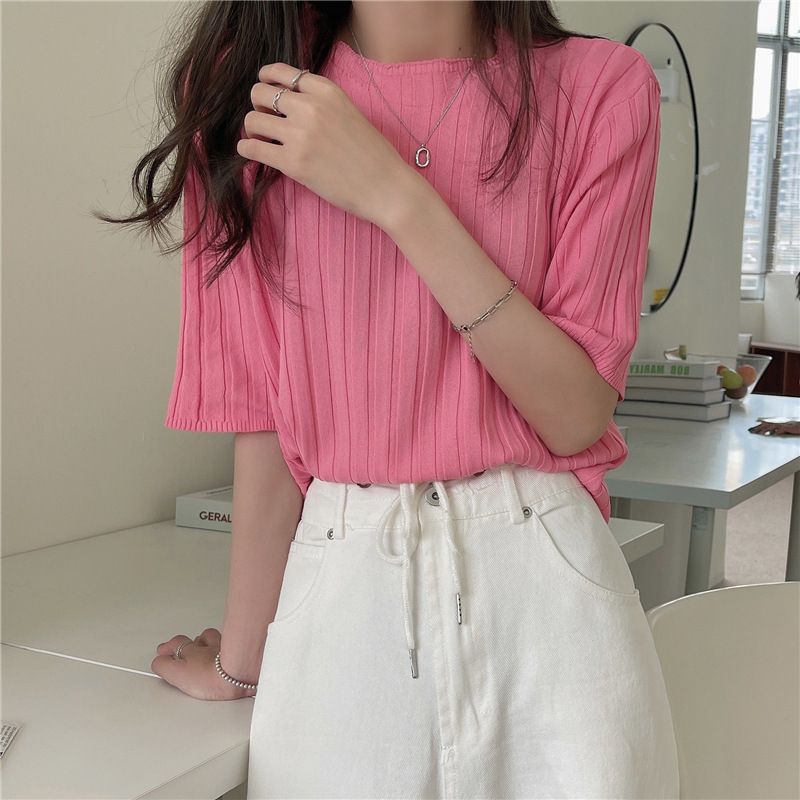 Γυναικείο T‑shirt από ice silk πλεκτό, κοντό μανίκι, στρογγυλός λαιμός, στενή γραμμή, μονόχρωμο, καλοκαιρινό casual τοπ