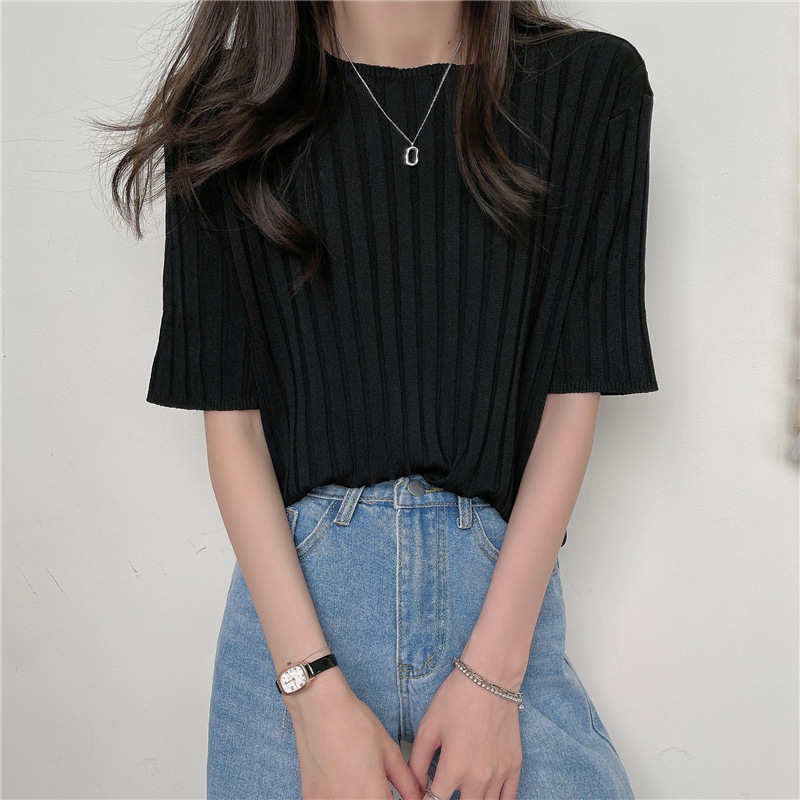 Γυναικείο T‑shirt από ice silk πλεκτό, κοντό μανίκι, στρογγυλός λαιμός, στενή γραμμή, μονόχρωμο, καλοκαιρινό casual τοπ