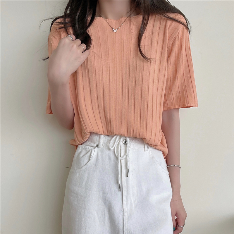 Γυναικείο T‑shirt από ice silk πλεκτό, κοντό μανίκι, στρογγυλός λαιμός, στενή γραμμή, μονόχρωμο, καλοκαιρινό casual τοπ