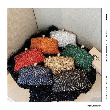 Akrilna večernja clutch torba za žene s kristalima – elegantna i luksuzna