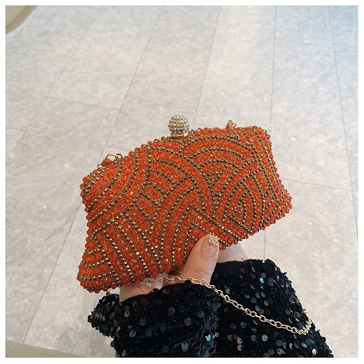 Akrilna večernja clutch torba za žene s kristalima – elegantna i luksuzna