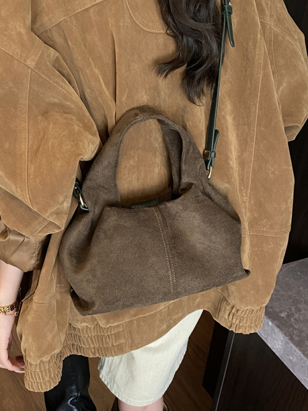 Yunduo Dumpling Bag za žene, jesen 2025, moderna lunchbox torba s francuskom teksturom, preko ramena
