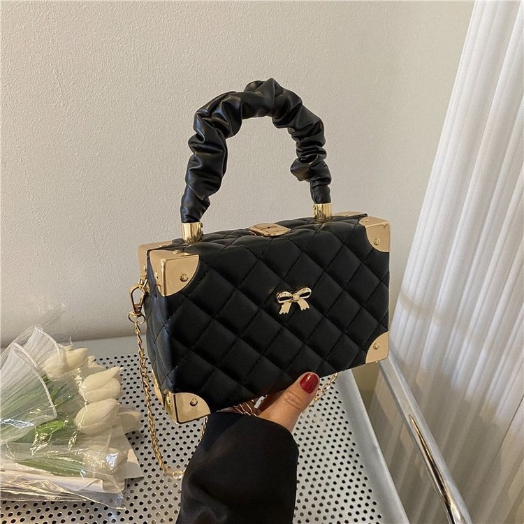 Ženska premium crossbody torbica s resicama i cilindričnim oblikom, širokim remenom – Vintage Boston torba, 2023