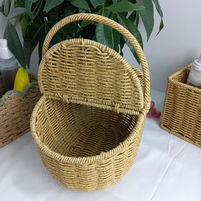 Vanjski piknik koš od pletene trstike s poklopcem, za voće i skladištenje