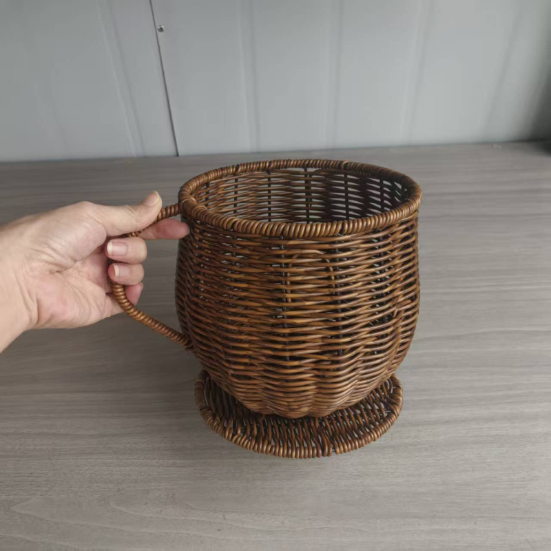 Ručno izrađena košarica od imitacije ratana za čaše za kavu i čaj, organizator za sušeno voće, dimenzije 17,5×17,5×18 cm