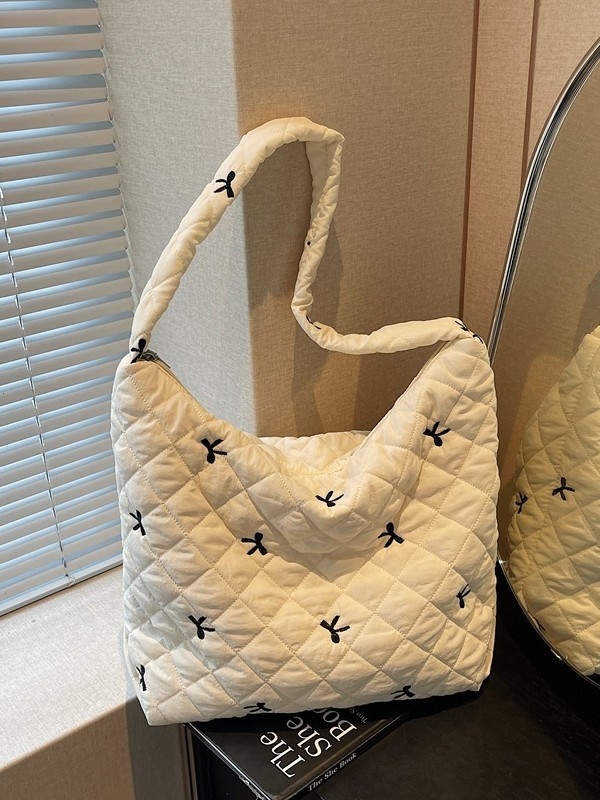 Korejskog stila torba za kratka putovanja, kapacitet do 20 L, tote s remenom za rameni, lagana i prozračna, otporna, s izvezenim detaljima, podstava od poliestera, jednobojna, unisex, zimsko izdanje 2025