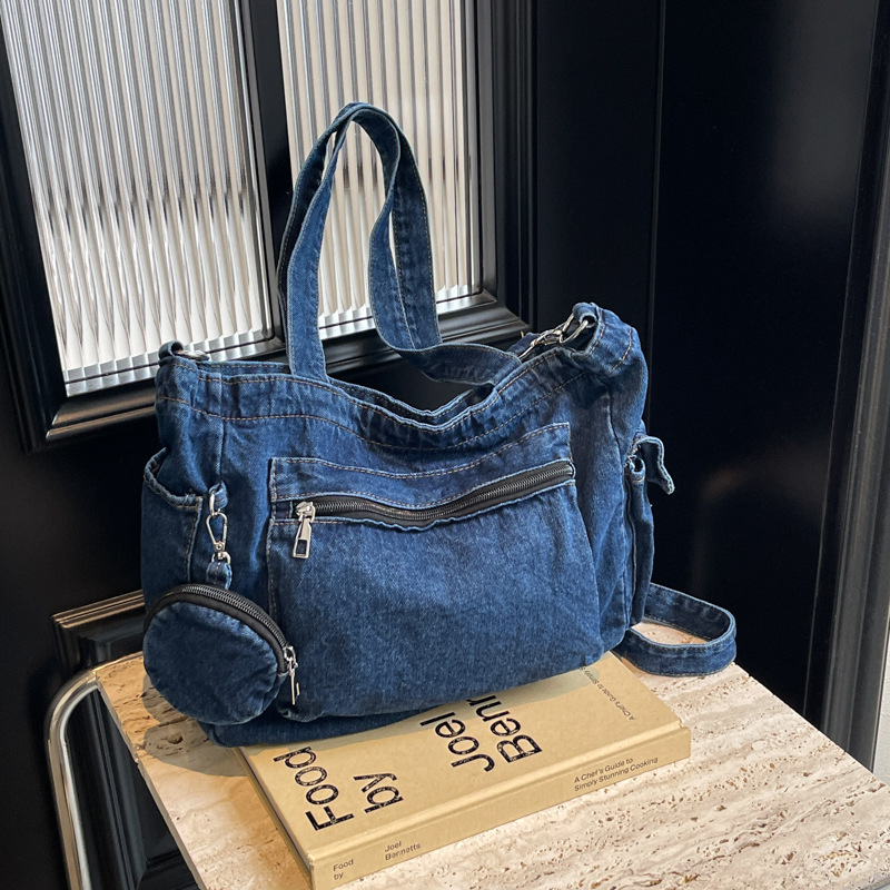 Ženska denim torba u japanskom stilu, jednobojna, 2026 novi model, svakodnevna tote torba s dugim remenom i velikim kapacitetom