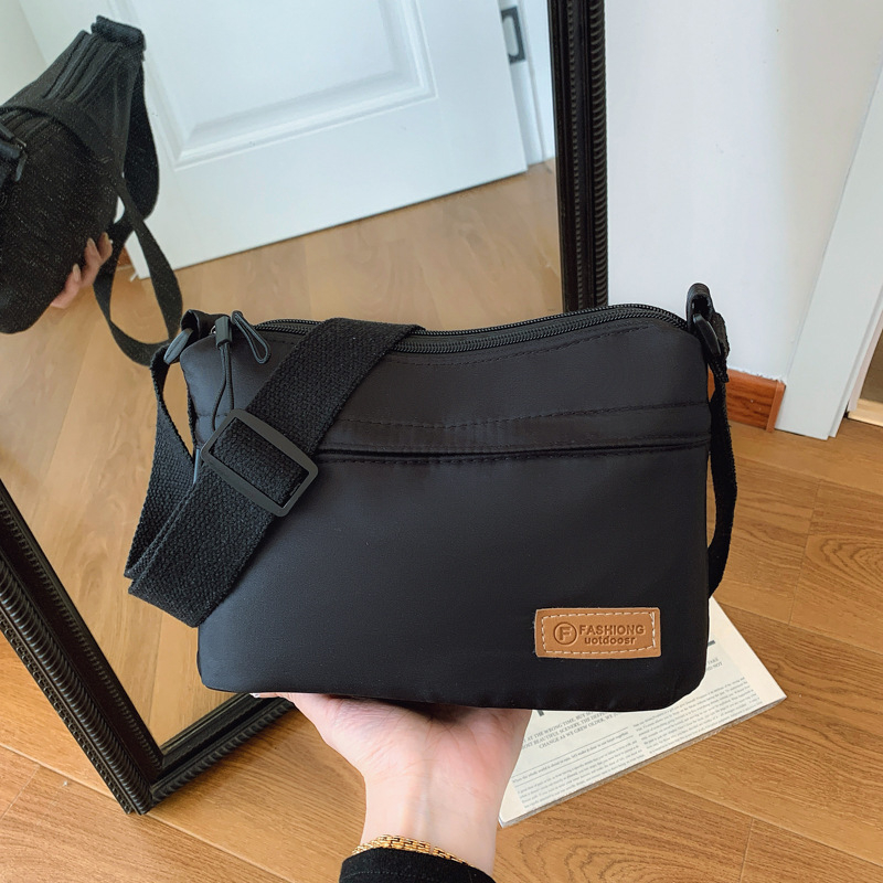 Unisex crossbody torba s višestrukim pretincima, vodootporan PU materijal, casual svakodnevna torba