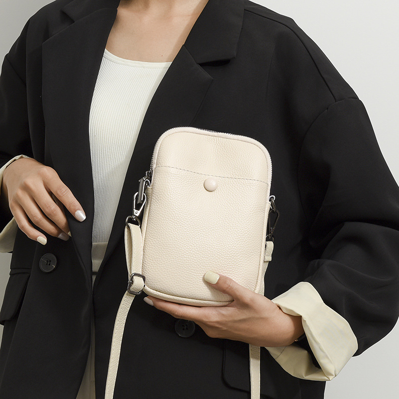 Teksturirana mini ženska crossbody torbica, 2025 novi model, meka koža, kompaktna torbica za telefon i novčanik