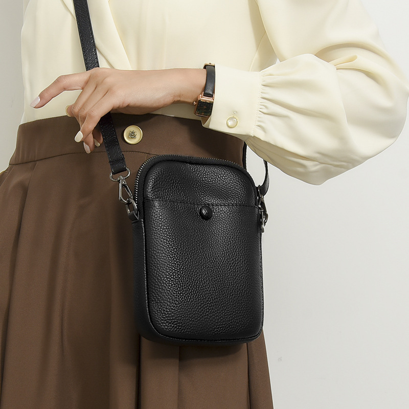 Teksturirana mini ženska crossbody torbica, 2025 novi model, meka koža, kompaktna torbica za telefon i novčanik