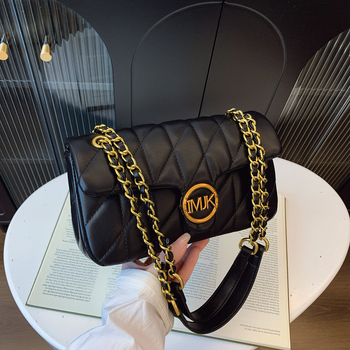 Ženska PU kožna lančana torba, mala kvadratna silueta, srednja veličina, gradski minimalistički stil, nošenje na ramenu ili crossbody, unutarnja džep za dokumente, poliester podstava, zatvaranje poklopcem