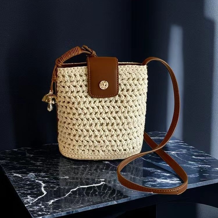 Mini pamuk torba Tote s poklopcem, rameni ili crossbody remen, džep na zip i džep za telefon, ljeto 2025