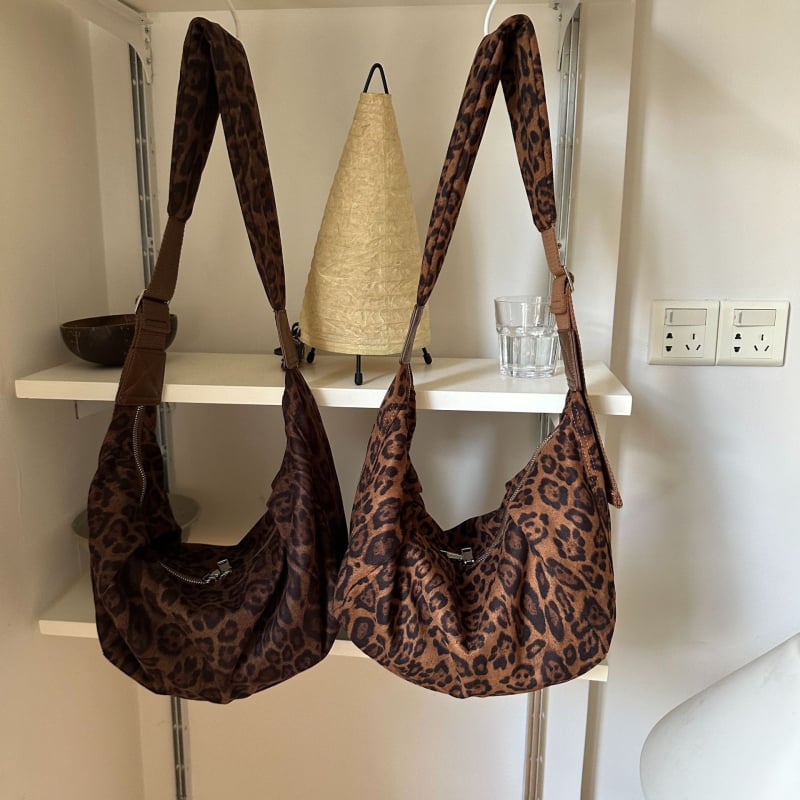 Ženska torbica s leopard printom, velika kapaciteta, korejski stil, jesen-zima 2025, svakodnevna crossbody torbica s jednom remenom