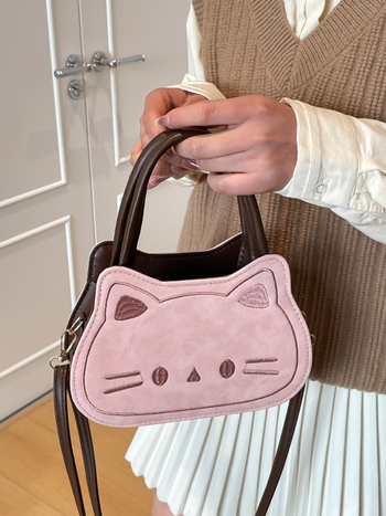 Chanel inspirirana crossbody torba s mačjim motivom, mala ženska torba od PU kože, kružnog oblika, zip zatvarač, proljeće 2026.