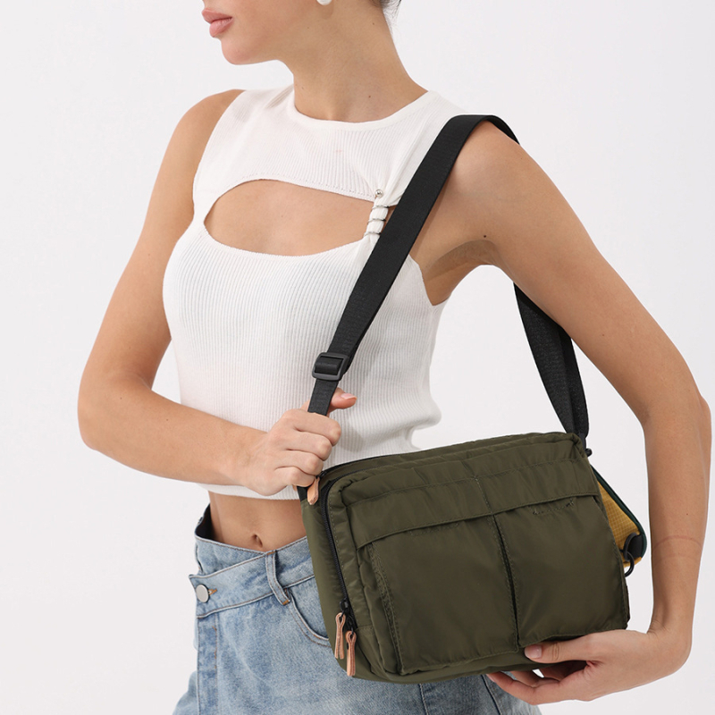 Torba preko ramena inspirirana japanskim stilom, vodootporna, casual, 2025 novi model, unisex, s više džepova, svestrana gradska messenger torba