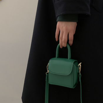 Ženska mini torbica 2021 – nova modna retro kvadratna crossbody torbica crvene boje