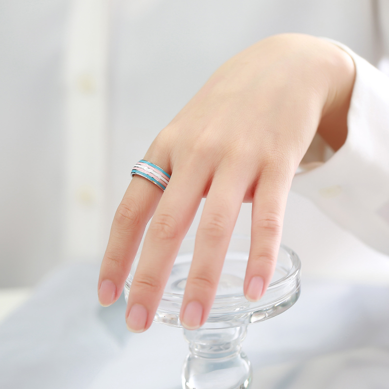 Spring Water prsten od titan čelika, 8 mm šarena zastava dizajn, geometrijski unisex prsten – model PR-033