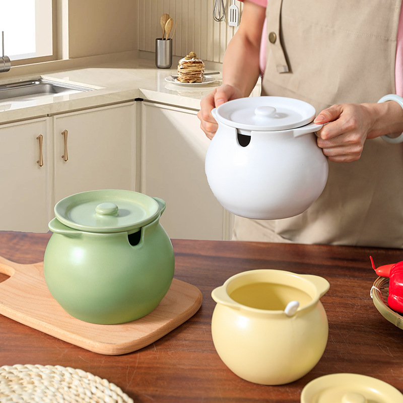 Keramički spremnik otporan na visoke temperature s dvije ručke, poklopcem i žlicom, za čili ulje i začine