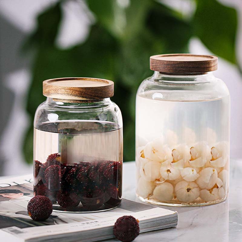 Staklena posuda velike kapacitete za infuziju hrane vina s poklopcem, kapacitet 1–2 L