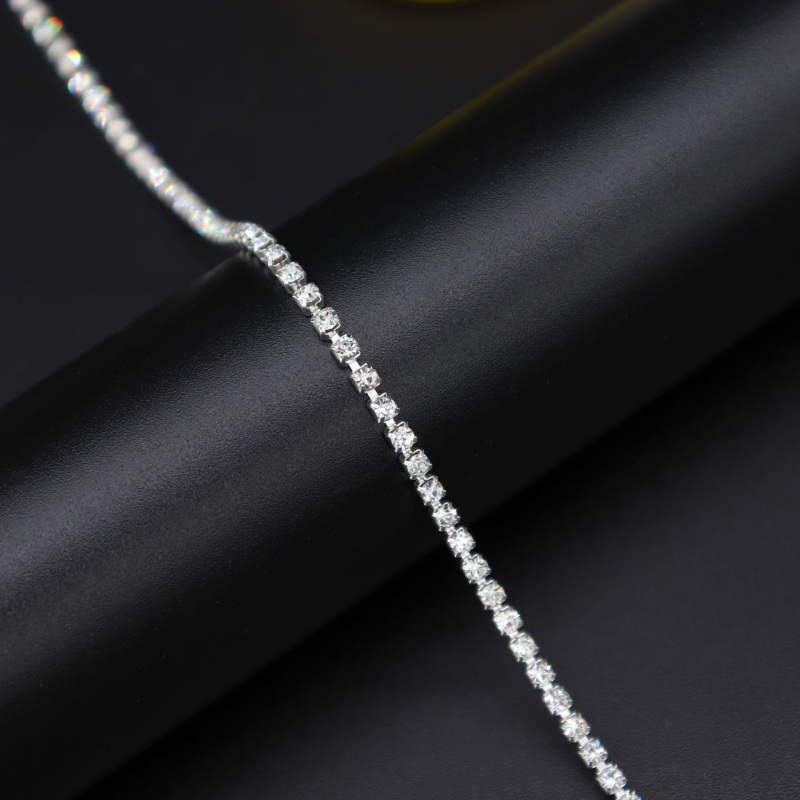 Petoredni nagnuti rhinestones lanac s ručno prišivenim spojnicama za ukrašavanje odjeće