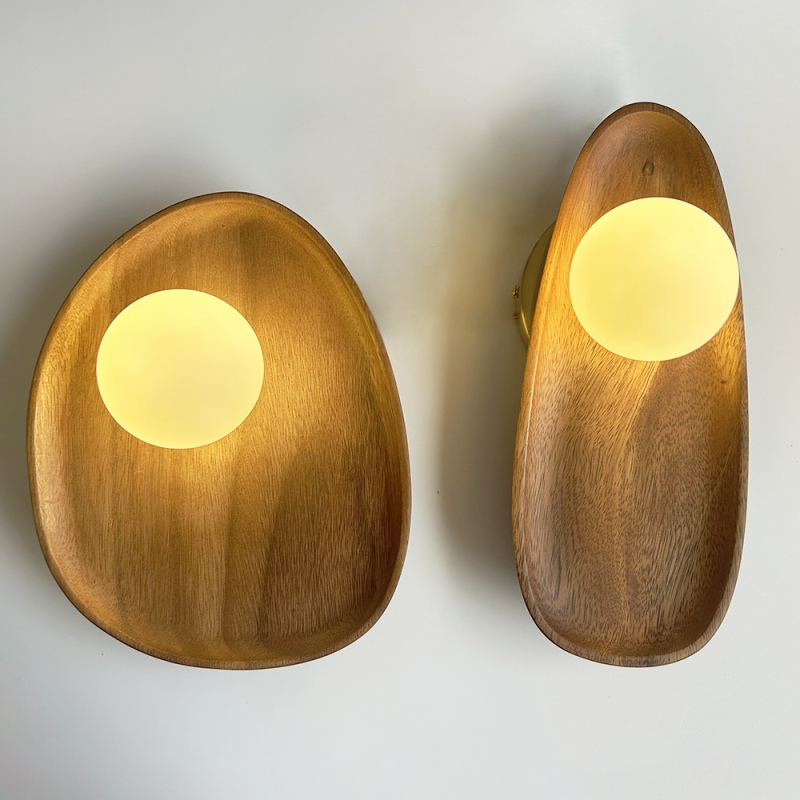 Minimalistička stjena lampa od masivnog drveta u japanskom stilu za spavaću sobu, jednostavan dizajn s naglaskom na wabi-sabi, pogodna za dnevni boravak, hodnik, ulaz i radnu sobu