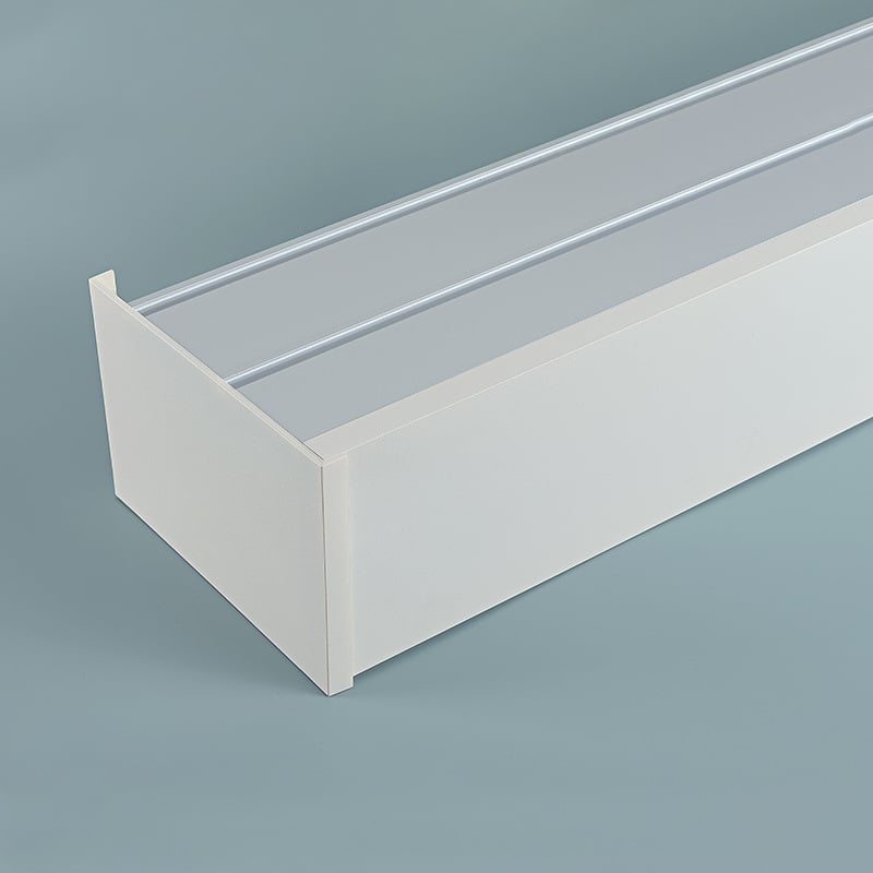 Kutija za zavjese od aluminijske legure, deblja — integrirana tračnica za zavjese — 3-u-1 kutija za zavjese, tračnica i dekorativni paneli; bijela; montaža gore i sa strane; jednoredna ili dvostruka tračnica