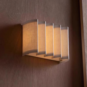 Stona lampa u japanskom stilu, retro dizajn za dnevni boravak, hodnik i spavaću sobu — atmosfersko svjetlo uz krevet