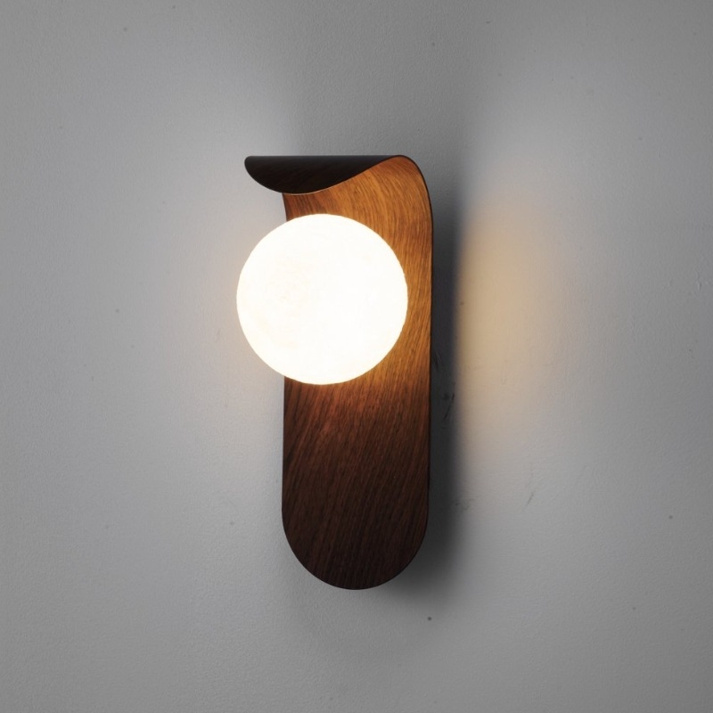 Zidna lampica za spavaću sobu i hodnik, retro wabi-sabi stil, moderan minimalistički dizajn, boja oraha