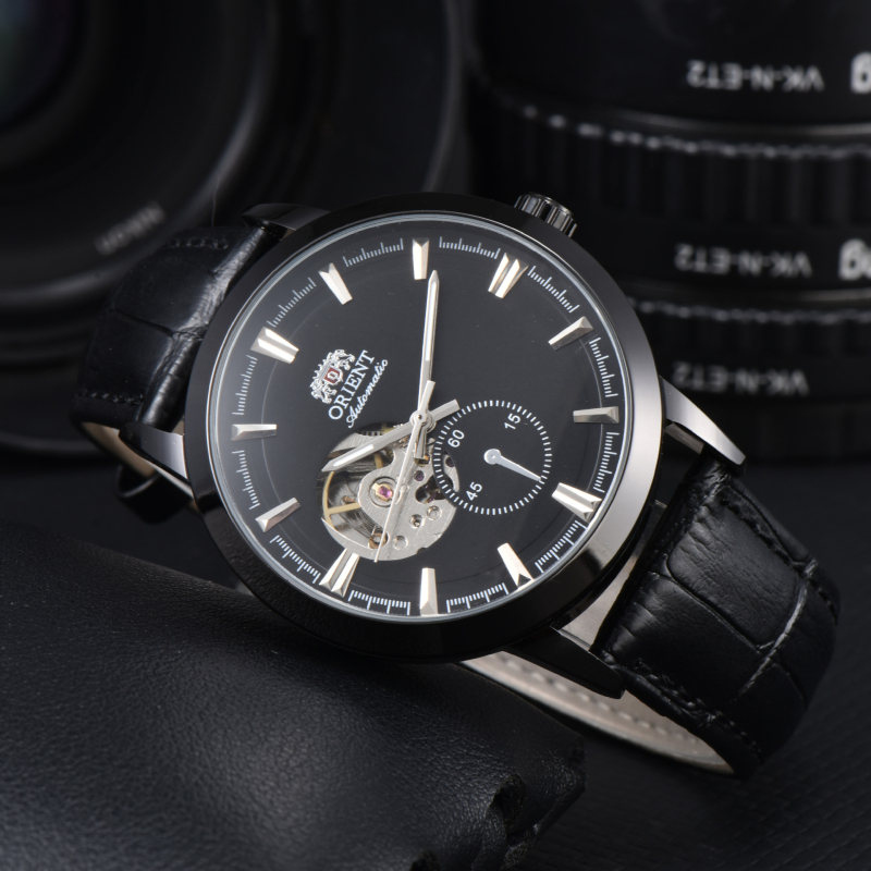 Férfi bőrszíjas mechanikus karóra, kronográf és 24 órás kijelző, rozsdamentes acél tokkal, zafír kristály, 43 mm-es számlap