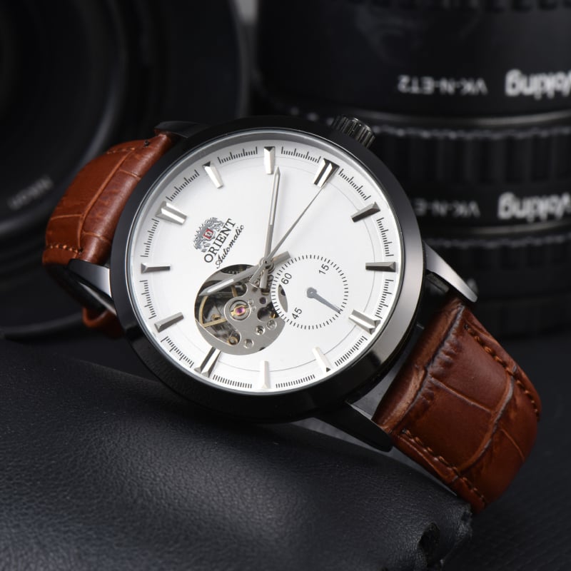 Férfi bőrszíjas mechanikus karóra, kronográf és 24 órás kijelző, rozsdamentes acél tokkal, zafír kristály, 43 mm-es számlap