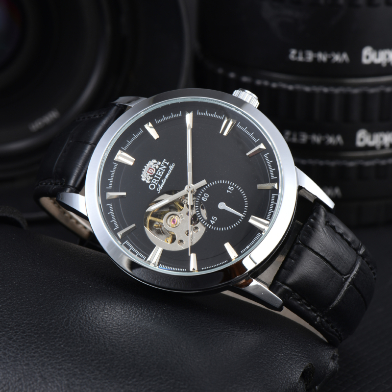 Férfi bőrszíjas mechanikus karóra, kronográf és 24 órás kijelző, rozsdamentes acél tokkal, zafír kristály, 43 mm-es számlap