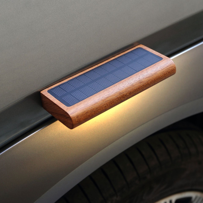 Solarno LED zidno svjetlo sa senzorem za vanjsku upotrebu — balkon, ulaz, dvorište i vrt, drvena vanjska zidna svjetiljka