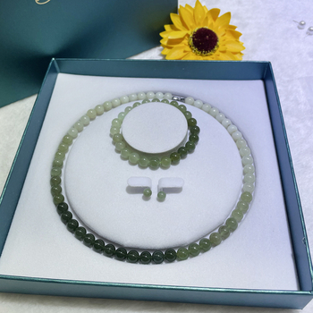 Hetian Jade trodijelni set: ogrlica, narukvica i naušnice s okruglim perlama